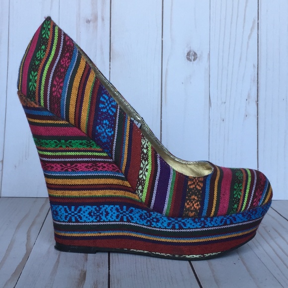 Mossimo Supply Co. Shoes - Boho Chic Tapestry Print Mossimo Wedge Platforms